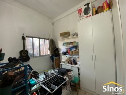 Sobrado com 06 dormitórios no bairro Hamburgo Velho  