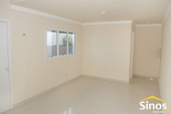 Casa com 03 dormitórios no Bairro Rondônia 