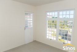 Casa com 03 dormitórios no Bairro Rondônia 