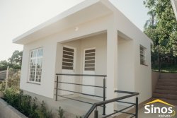 Casa com 03 dormitórios no Bairro Rondônia 