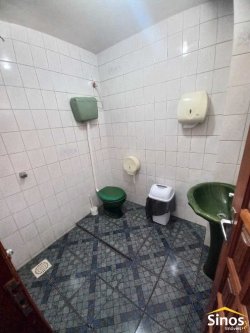 Prédio comercial com 253m² no bairro São Jorge 