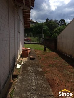 Casa com 02 dormitórios no bairro Guarani 