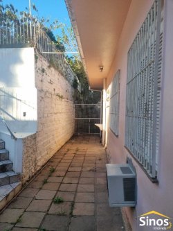 Casa com 03 dormitórios no bairro Boa Vista 