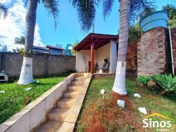 Casa com 02 dormitórios no bairro Arco Íris 
