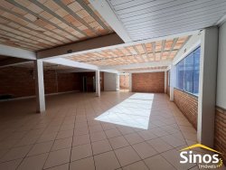 Espaço para locação no centro de Lomba Grande 