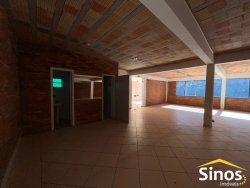 Espaço para locação no centro de Lomba Grande 