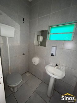 Espaço para locação no centro de Lomba Grande 