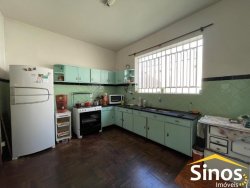 Casa com 05 dormitórios no bairro Primavera 