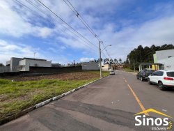 Terreno de esquina com 413m² na Chácara Hamburguesa 