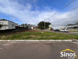 Terreno de esquina com 413m² na Chácara Hamburguesa 
