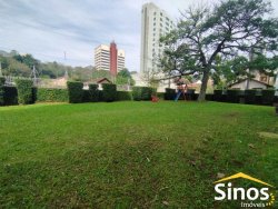 Sobrado com 03 dormitórios no bairro Jardim Mauá 