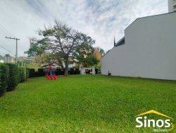 Sobrado com 03 dormitórios no bairro Jardim Mauá 
