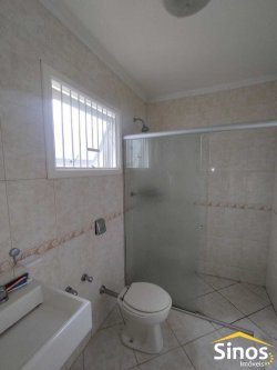 Sobrado com 03 dormitórios no bairro Jardim Mauá 
