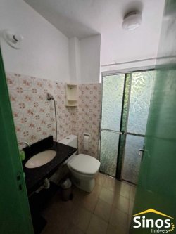 Apartamento com 01 dormitório no Centro 
