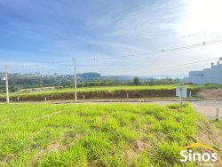 Terreno com 340m² no condomínio Moradas da Lomba 