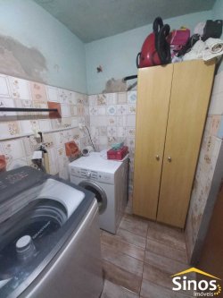 Terreno com 02 casas e sala comercial no bairro Guarani 