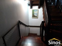 Casa com 04 dormitórios no bairro Ideal 