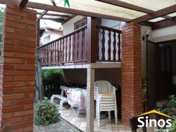 Casa com 04 dormitórios no bairro Ideal 