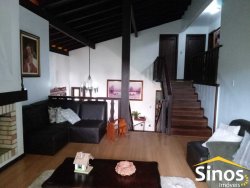 Casa com 04 dormitórios no bairro Ideal 