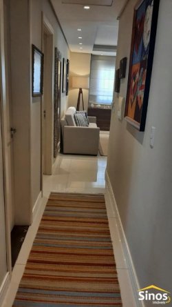 Casa com 03 dormitórios no bairro Jardim do Prado 