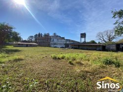 Área de terra com pavilhão em Lomba Grande 