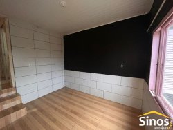 Casa com 02 dormitórios no bairro Lomba Grande 