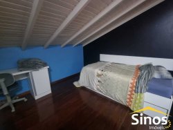 Casa com 02 dormitórios no bairro Lomba Grande 
