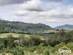 Sítio com 5,51 hectares no bairro Lomba Grande 