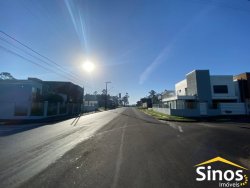 Terreno de esquina com 379m² na Chácara Hamburguesa 