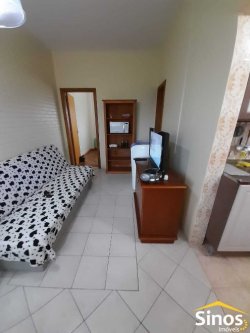 Apartamento com 01 dormitório no Condomínio Mar Negro 