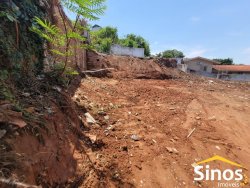 Terreno de esquina com 914m² no bairro Boa Vista 