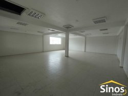 Prédio comercial com 860m² no bairro Ideal 