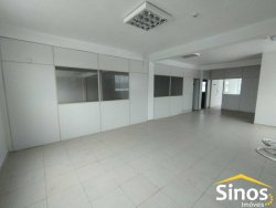Prédio comercial com 860m² no bairro Ideal 
