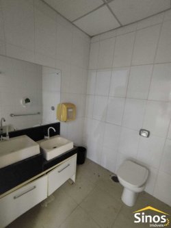 Prédio comercial com 860m² no bairro Ideal 