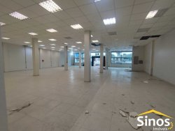 Prédio comercial com 860m² no bairro Ideal 