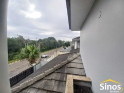 Sobrado com 03 dormitórios no bairro Hamburgo Velho 