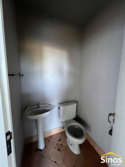 Casa com 03 dormitórios no bairro Hamburgo Velho 