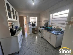 Casa com 04 dormitórios no bairro Boa Vista 