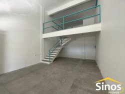 Sala comercial com 120m² no bairro Rondônia 