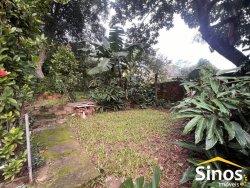 Casa com 05 dormitórios no bairro Boa Vista 