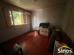 Casa com 05 dormitórios no bairro Boa Vista 