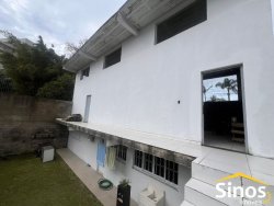 Prédio comercial com 108m² no bairro Boa Vista 