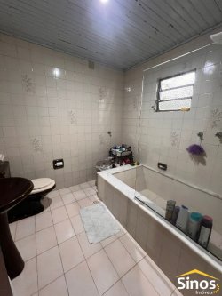 Casa com 03 dormitórios no bairro Boa Vista 