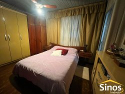 Casa com 03 dormitórios no bairro Boa Vista 