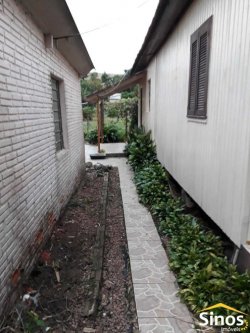 Terreno com chalé no bairro Rio Branco 