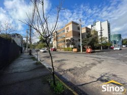 Prédio comercial com 1.073m² para locação no bairro Rio Branco 