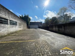 Prédio comercial com 1.073m² para locação no bairro Rio Branco 