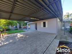 Casa com 02 dormitórios no bairro Ideal 
