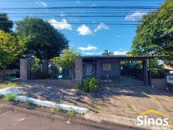 Casa com 02 dormitórios no bairro Ideal 