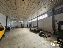 Pavilhão com 340m² para locação no bairro São José 